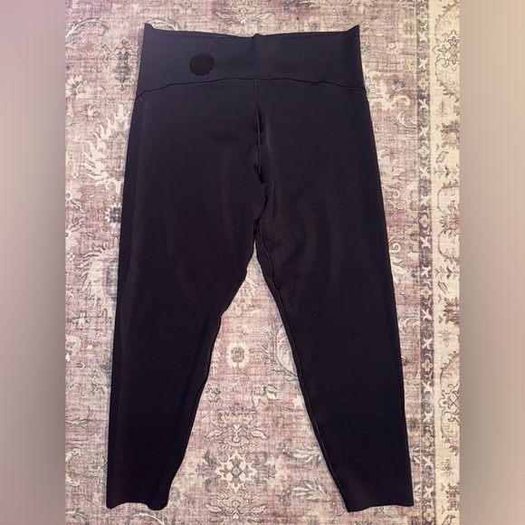 Offline by aerie Black Hi-Rise Real Luxe Street 7/8 Leggings NWT - Picture 6 of 6